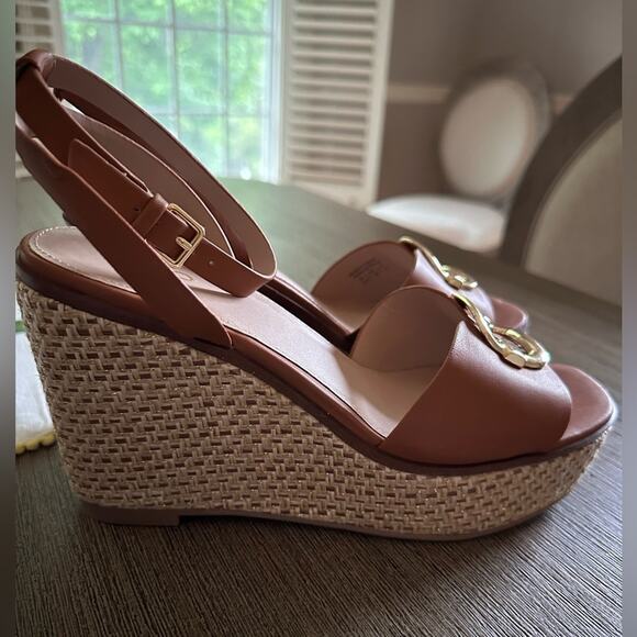 Aldo CARRABRIRIA TEXTURED ANKLE STRAP WEDGES Sandal 8.5 New Cognac Brown - Picture 2 of 9